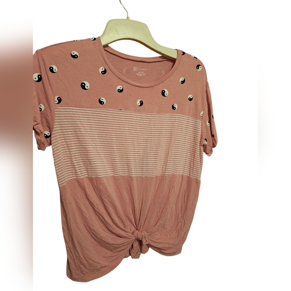 Ying Yang Symbol Softest Tie Front T-Shirt Y2K Trendy Juniors Large Punk Mall - Picture 1 of 6